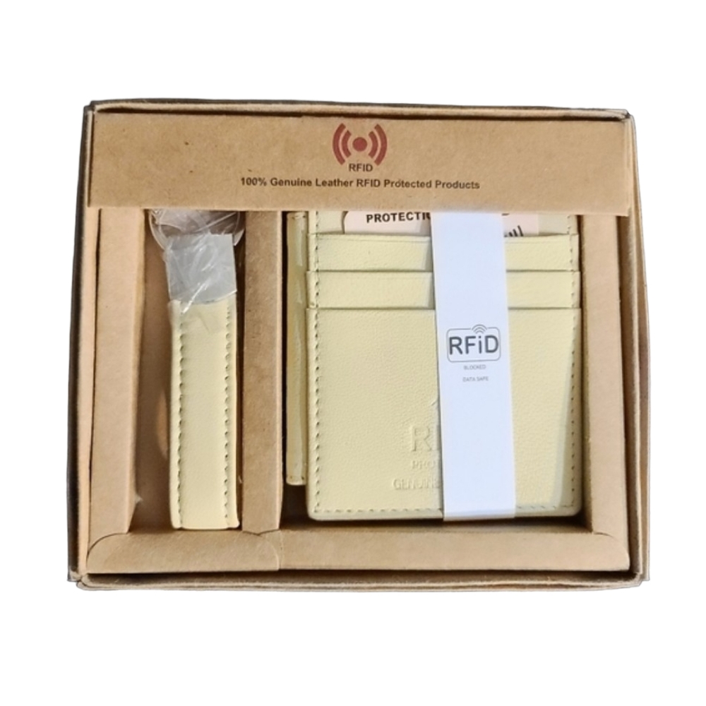 NWT Genuine Leather Tri Fold RFID Magic Wallet with Key Chain